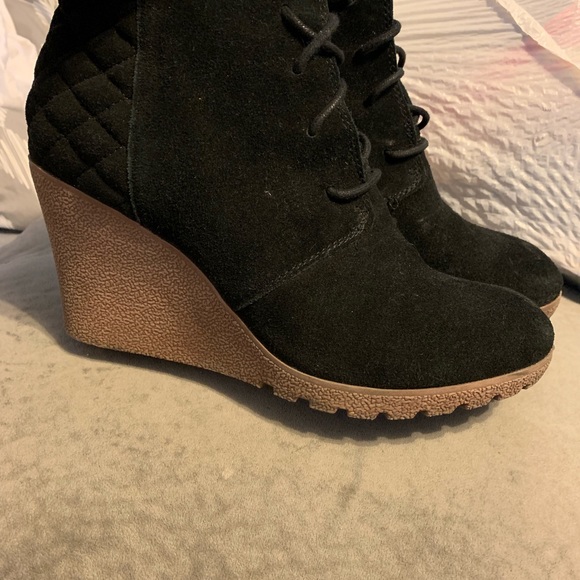 Shoes - Picture 8 of 8